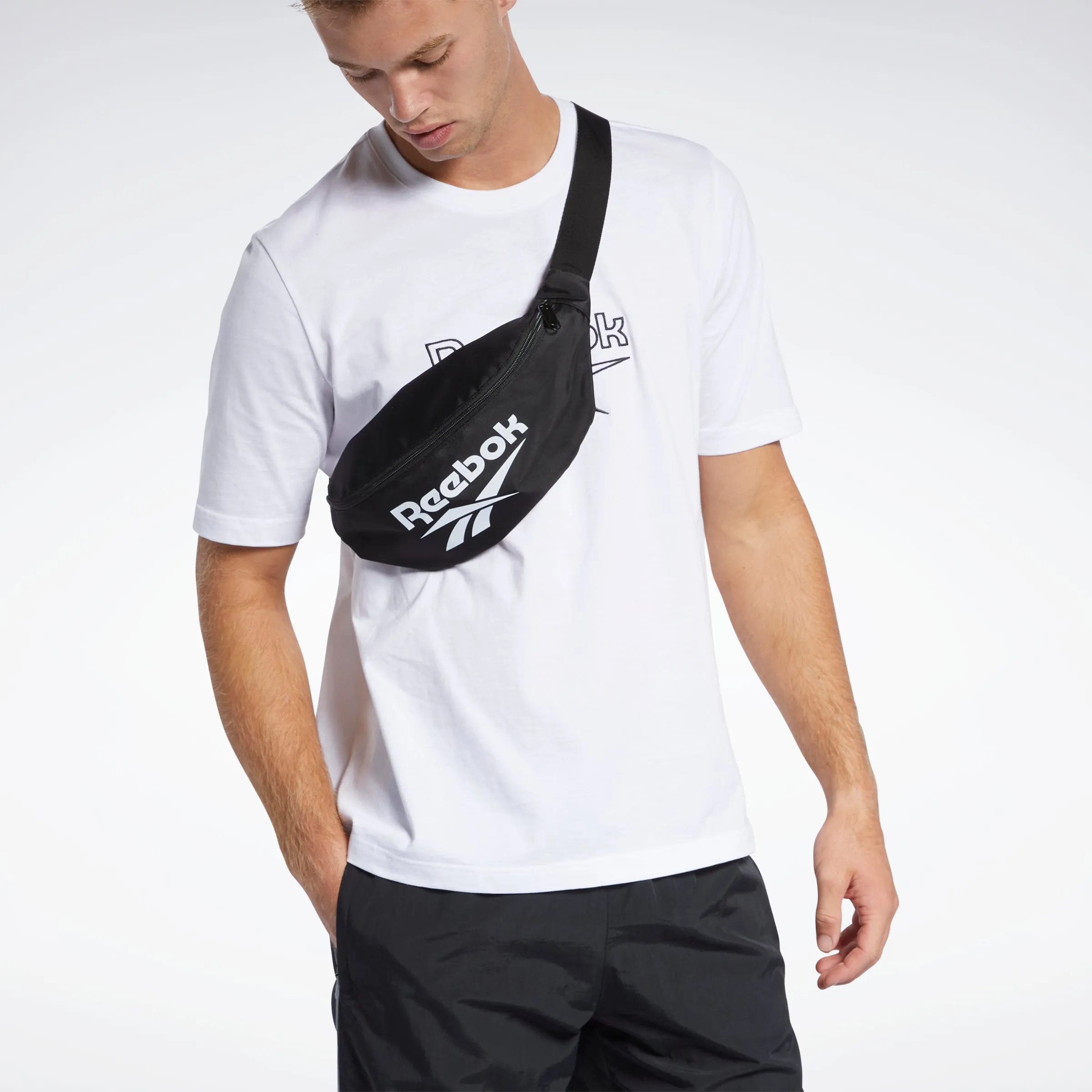 Classics Foundation Waist Bag Black/Black