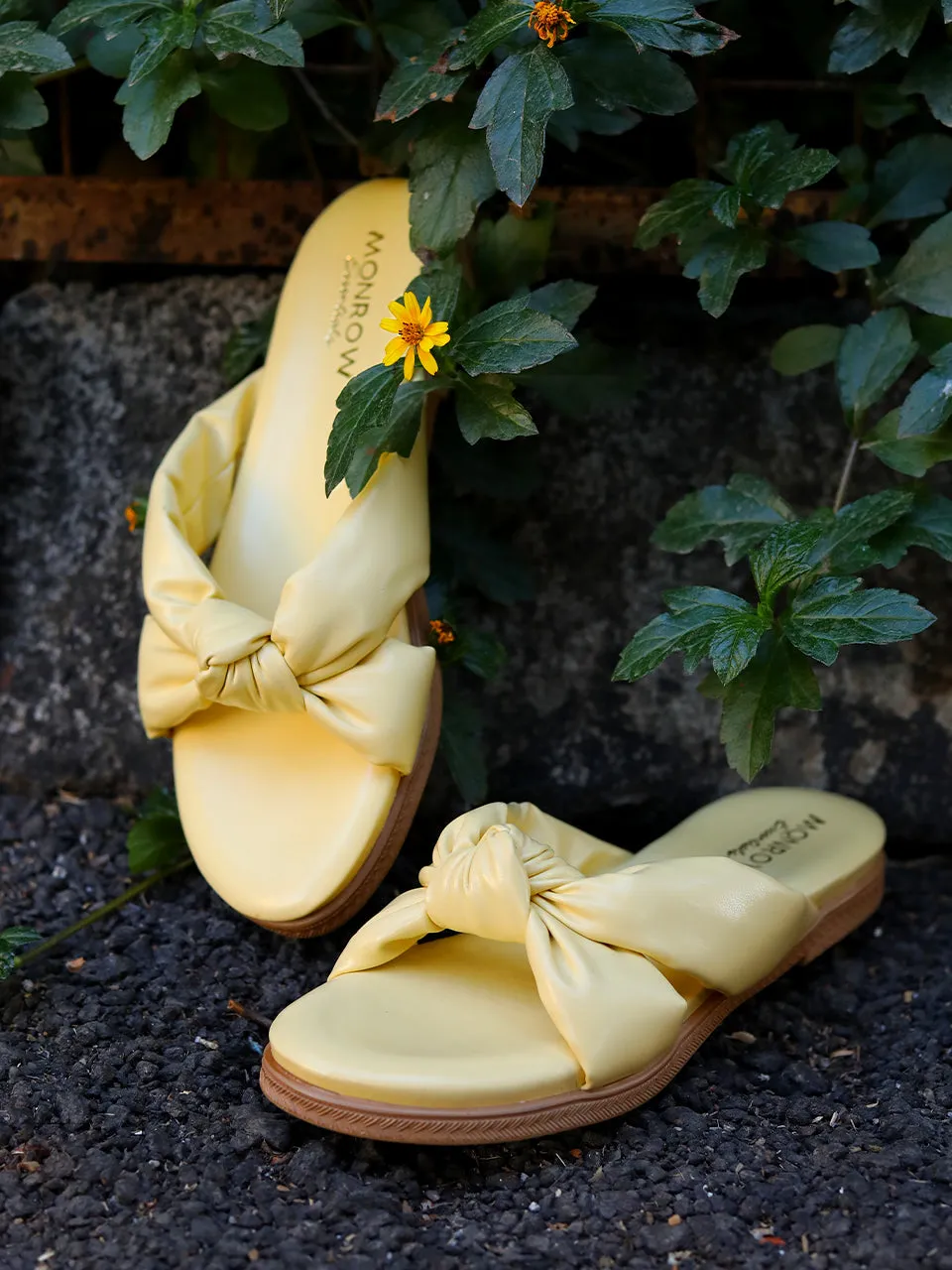 Leilani Yellow Flats